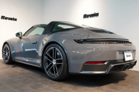 ポルシェ 911(Type992) Targa 4 GTS 992.2後期モデル 1オーナー Sport DesignPKGカーボン PCCB クラブレザーインテリア 中古車 中古車
