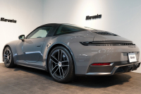 ポルシェ 911(Type992) Targa 4 GTS 992.2後期モデル 1オーナー Sport DesignPKGカーボン PCCB クラブレザーインテリア 中古車 中古車