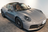 ポルシェ 911(Type992) Targa 4 GTS 992.2後期モデル 1オーナー Sport DesignPKGカーボン PCCB クラブレザーインテリア 中古車 中古車