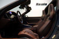 ポルシェ 911(Type992) Targa 4 GTS 992.2後期モデル 1オーナー Sport DesignPKGカーボン PCCB クラブレザーインテリア 中古車 中古車