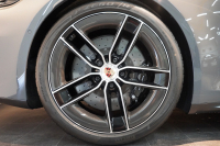 ポルシェ 911(Type992) Targa 4 GTS 992.2後期モデル 1オーナー Sport DesignPKGカーボン PCCB クラブレザーインテリア 中古車 中古車