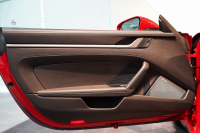 ポルシェ 911(Type992) Targa 4 PDK スポクロ スポーツテールパイプ 20/21インチカレラクラシックホイール レザーインテリア 14wayシート Burmesterサウンド 中古車 中古車