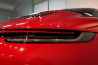 ポルシェ 911(Type992) Targa 4 PDK スポクロ スポーツテールパイプ 20/21インチカレラクラシックホイール レザーインテリア 14wayシート Burmesterサウンド 中古車 中古車