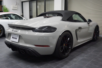 ポルシェ 718スパイダー Spyder  6MT クレヨン  LEDヘッドライト レザーインテリア カーボンインテリア  中古車