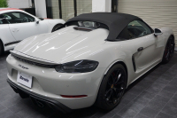 ポルシェ 718スパイダー Spyder  6MT クレヨン  LEDヘッドライト レザーインテリア カーボンインテリア  中古車