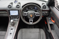 ポルシェ 718スパイダー Spyder  6MT クレヨン  LEDヘッドライト レザーインテリア カーボンインテリア  中古車