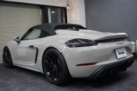 ポルシェ 718スパイダー Spyder  6MT クレヨン  LEDヘッドライト レザーインテリア カーボンインテリア  中古車