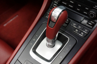 ポルシェ 911(Type991.2) 911(991.2)Targa4 GTS カーボンステアリング ボルドーレッドオールレザーインテリア 中古車 中古車