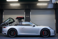 ポルシェ 911(Type991.2) 911(991.2)Targa4 GTS カーボンステアリング ボルドーレッドオールレザーインテリア 中古車 中古車