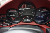 ポルシェ 911(Type991.2) 911(991.2)Targa4 GTS カーボンステアリング ボルドーレッドオールレザーインテリア 中古車 中古車