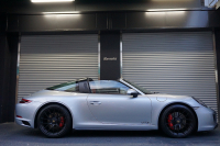 ポルシェ 911(Type991.2) 911(991.2)Targa4 GTS カーボンステアリング ボルドーレッドオールレザーインテリア 中古車 中古車