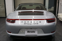 ポルシェ 911(Type991.2) 911(991.2)Targa4 GTS カーボンステアリング ボルドーレッドオールレザーインテリア 中古車 中古車