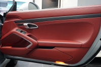 ポルシェ 911(Type991.2) 911(991.2)Targa4 GTS カーボンステアリング ボルドーレッドオールレザーインテリア 中古車 中古車