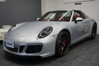 ポルシェ 911(Type991.2) 911(991.2)Targa4 GTS カーボンステアリング ボルドーレッドオールレザーインテリア 中古車 中古車