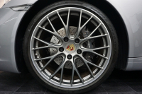 ポルシェ 911(Type991.2) 911Carrera 7MT スポーツクロノパッケージ RSスパイダー20ホイール  エントリー＆ドライブ GTシルバーメタリック 中古車 中古車