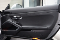 ポルシェ 911(Type991.2) 911Carrera 7MT スポーツクロノパッケージ RSスパイダー20ホイール  エントリー＆ドライブ GTシルバーメタリック 中古車 中古車