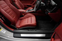 ポルシェ 911(Type992) 911（Type992）Turbo S Cabriolet　 PCCB TurboS Exclusiveホイール Fリフト クレヨン  OP3,383,900  中古車