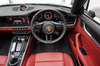 ポルシェ 911(Type992) 911（Type992）Turbo S Cabriolet　 PCCB TurboS Exclusiveホイール Fリフト クレヨン  OP3,383,900  中古車