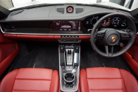 ポルシェ 911(Type992) 911（Type992）Turbo S Cabriolet　 PCCB TurboS Exclusiveホイール Fリフト クレヨン  OP3,383,900  中古車