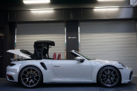 ポルシェ 911(Type992) 911（Type992）Turbo S Cabriolet　 PCCB TurboS Exclusiveホイール Fリフト クレヨン  OP3,383,900  中古車