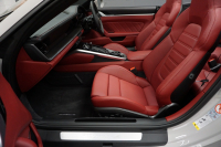 ポルシェ 911(Type992) 911（Type992）Turbo S Cabriolet　 PCCB TurboS Exclusiveホイール Fリフト クレヨン  OP3,383,900  中古車