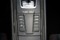 ポルシェ 911(Type991.1) 911Carrera GTS GTSカーマインレッドインテリア＆カーボンインテリア フロント＆Bカメ 中古車 中古車