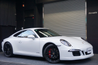 ポルシェ 911(Type991.1) 911Carrera GTS GTSカーマインレッドインテリア＆カーボンインテリア フロント＆Bカメ 中古車 中古車