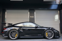 ポルシェ 911(Type991) GT2RS Weissach package  中古車