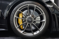 ポルシェ 911(Type991) GT2RS Weissach package  中古車