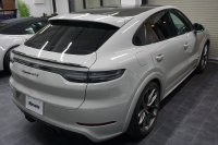 ポルシェ カイエン Cayenne GTS Coupe  Lightweight Sport Package Carbon  中古車
