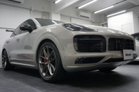 ポルシェ カイエン Cayenne GTS Coupe  Lightweight Sport Package Carbon  中古車