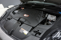 ポルシェ カイエン Cayenne GTS Coupe  Lightweight Sport Package Carbon  中古車