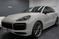 ポルシェ カイエン Cayenne GTS Coupe  Lightweight Sport Package Carbon  中古車