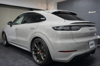 ポルシェ カイエン Cayenne GTS Coupe  Lightweight Sport Package Carbon  中古車