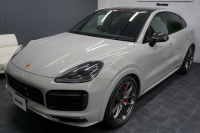 ポルシェ カイエン Cayenne GTS Coupe  Lightweight Sport Package Carbon  中古車