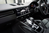 ポルシェ カイエン Cayenne GTS Coupe  Lightweight Sport Package Carbon  中古車