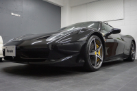 フェラーリ 458スパイダー 2015年最終年式正規ディーラー車 LEDカーボンステア ドライバーズゾーンカーボン  中古車