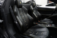 フェラーリ 458スパイダー 2015年最終年式正規ディーラー車 LEDカーボンステア ドライバーズゾーンカーボン  中古車