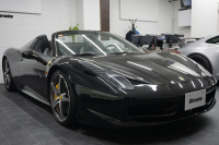 フェラーリ 458スパイダー 2015年最終年式正規ディーラー車 LEDカーボンステア ドライバーズゾーンカーボン  中古車