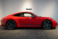 ポルシェ 911(Type991.2) Carrera T 日本未導入モデル7MT ショートシフト スポーツエグゾースト Bカメラ カーボンバケットチェック柄 ガーズレッド  中古車