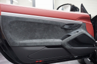 ポルシェ 718スパイダー Boxster Spyder  6MT スパイダークラシックインテリア LEDヘッドライト ブラック 中古車 中古車