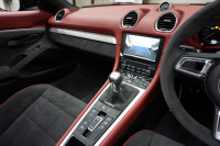 ポルシェ 718スパイダー Boxster Spyder  6MT スパイダークラシックインテリア LEDヘッドライト ブラック 中古車 中古車