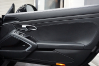 ポルシェ 911(Type991.1) GTS Cabriolet  7MT  オールレザーインテリア 日本仕様変更済 中古車 中古車