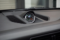 ポルシェ 911(Type991.1) GTS Cabriolet  7MT  オールレザーインテリア 日本仕様変更済 中古車 中古車