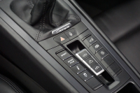 ポルシェ 911(Type991.1) GTS Cabriolet  7MT  オールレザーインテリア 日本仕様変更済 中古車 中古車