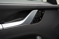 ポルシェ 911(Type992) Carrera  S 正規D車左H PCCB SR スポーツクロノ  スポーツエグゾースト OP6,100,000 OVER  中古車