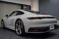ポルシェ 911(Type992) Carrera  S 正規D車左H PCCB SR スポーツクロノ  スポーツエグゾースト OP6,100,000 OVER  中古車