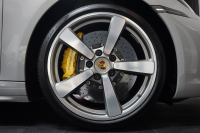 ポルシェ 911(Type992) Carrera  S 正規D車左H PCCB SR スポーツクロノ  スポーツエグゾースト OP6,100,000 OVER  中古車