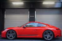 ポルシェ 911(Type991.2) Carrera T 日本未導入モデル7MT ショートシフト スポーツエグゾースト カーボンバケットチェック柄 ガーズレッド  中古車