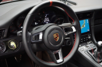 ポルシェ 911(Type991.2) Carrera T 日本未導入モデル7MT ショートシフト スポーツエグゾースト カーボンバケットチェック柄 ガーズレッド  中古車